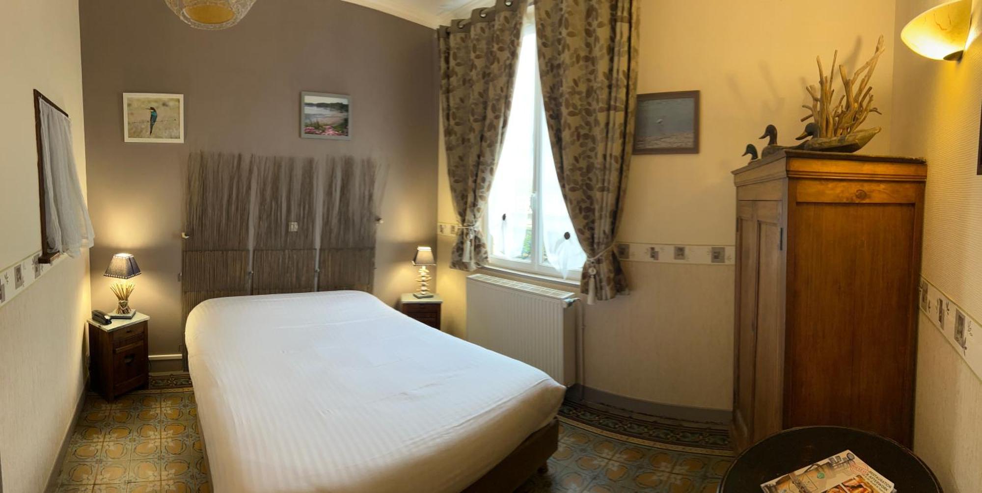 Hotel De La Loire Saint-Satur Ngoại thất bức ảnh