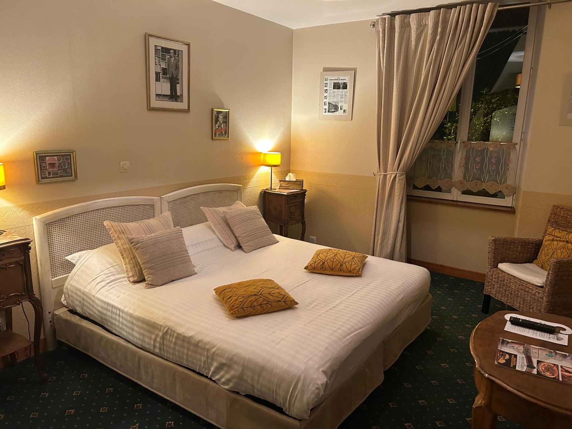 Hotel De La Loire Saint-Satur Ngoại thất bức ảnh